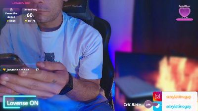 Sexylatinogay live cam on Cam4