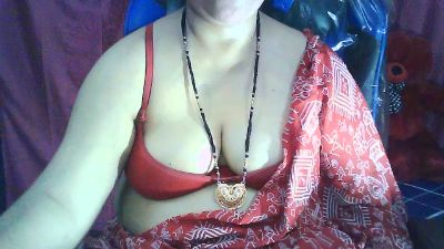 Sexypooja69 live cam on Cam4