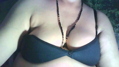 Sexypooja69 live cam on Cam4