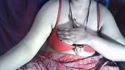 Sexypooja69 live cam on Cam4