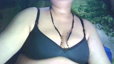 Sexypooja69 live cam on Cam4