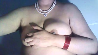 Sexypooja69 live cam on Cam4