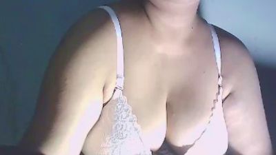 Sexypooja69 live cam on Cam4