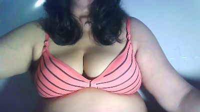 Sexypooja69 live cam on Cam4