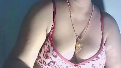 Sexypooja69 live cam on Cam4
