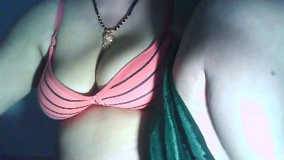 Sexypooja69 live cam on Cam4