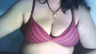 Sexypooja69 live cam on Cam4