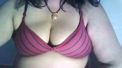 Sexypooja69 live cam on Cam4