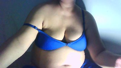 Sexypooja69 live cam on Cam4