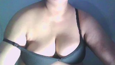 Sexypooja69 live cam on Cam4