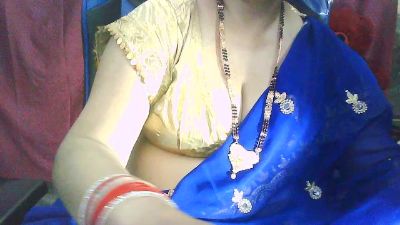 Sexypooja69 live cam on Cam4