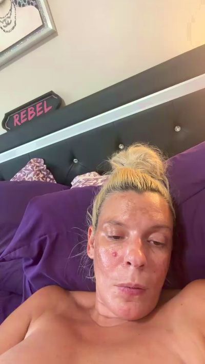 Sexypussy69 live cam on Cam4