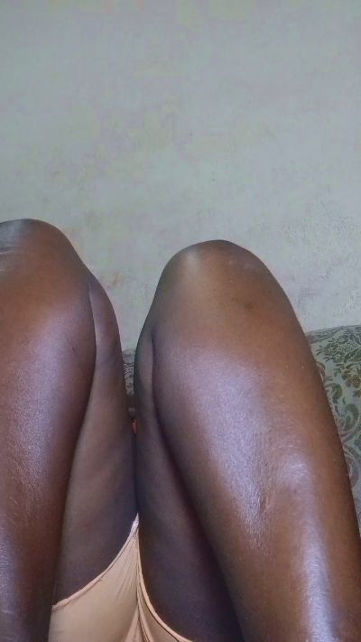Sexyqueen24 live cam on Cam4