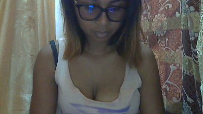 Sexyrachelhot live cam on Cam4