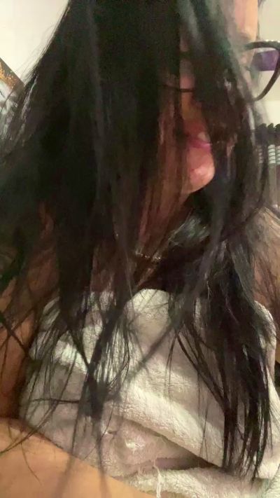 Sguardo_Noir live cam on Cam4