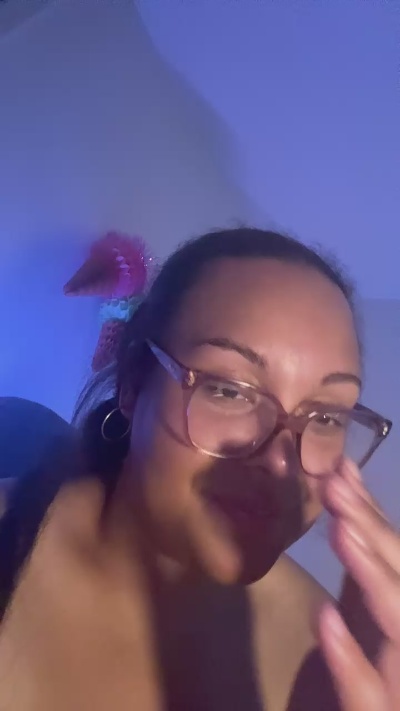 ShaShaSugar live cam on Cam4
