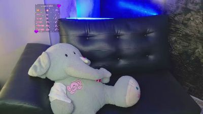 Shadai_Ross live cam on Cam4