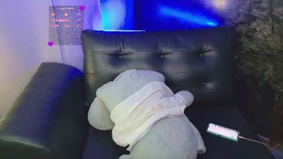 Shadai_Ross live cam on Cam4