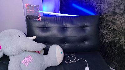 Shadai_Ross live cam on Cam4
