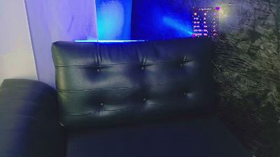 Shadai_Ross live cam on Cam4