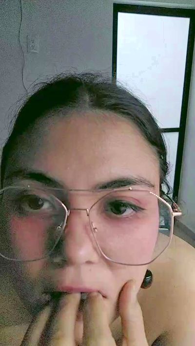 Shai3001 live cam on Cam4