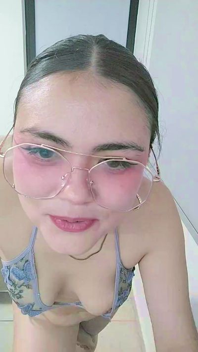 Shai3001 live cam on Cam4