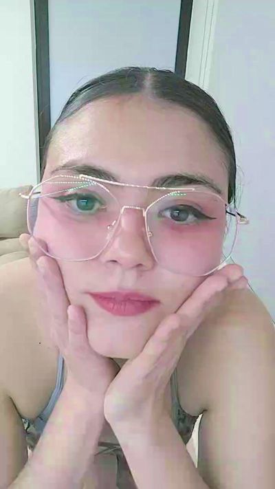 Shai3001 live cam on Cam4