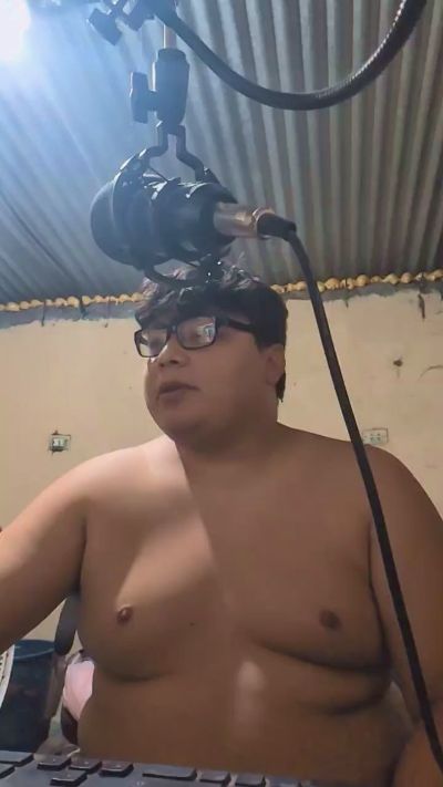 Shalnark1999 live cam on Cam4