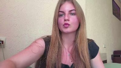 ShamekaMartian live cam on Cam4