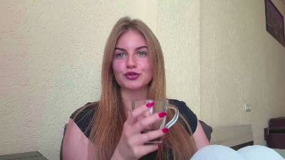 ShamekaMartian live cam on Cam4