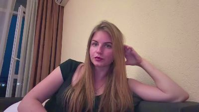 ShamekaMartian live cam on Cam4
