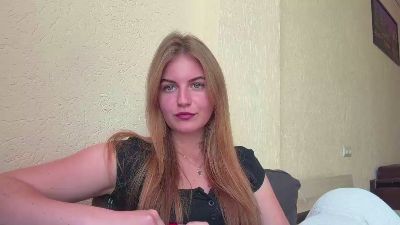 ShamekaMartian live cam on Cam4