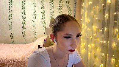 ShanGreenlee live cam on Cam4