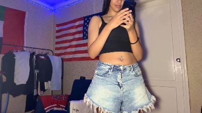 ShanekaPetitti live cam on Cam4