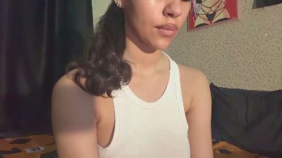 ShanekaPetitti live cam on Cam4