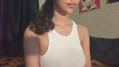 ShanekaPetitti live cam on Cam4