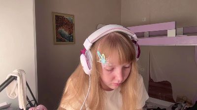 ShaniManseau live cam on Cam4