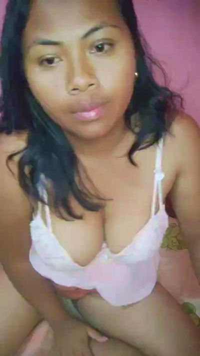Shaniaha live cam on Cam4