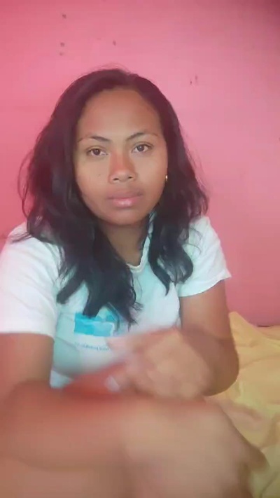 Shaniaha live cam on Cam4