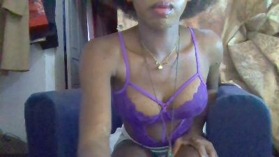 Shaniasexy live cam on Cam4