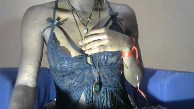 Shaniasexy live cam on Cam4