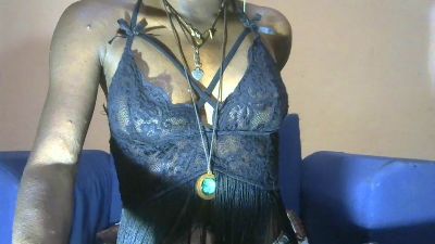 Shaniasexy live cam on Cam4
