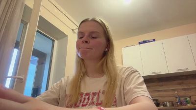 ShanikaPluhar live cam on Cam4