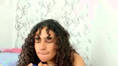 Shannom01 live cam on Cam4
