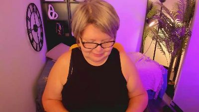 Shannonshine live cam on Cam4