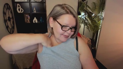 Shannonshine live cam on Cam4