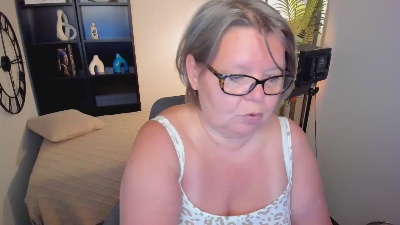 Shannonshine live cam on Cam4