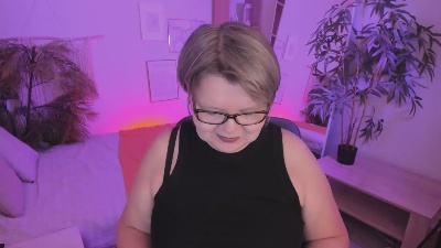 Shannonshine live cam on Cam4