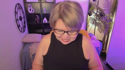 Shannonshine live cam on Cam4