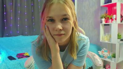 ShantaeDenholm live cam on Cam4